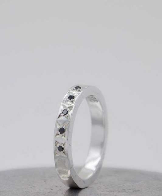 ARTY RING