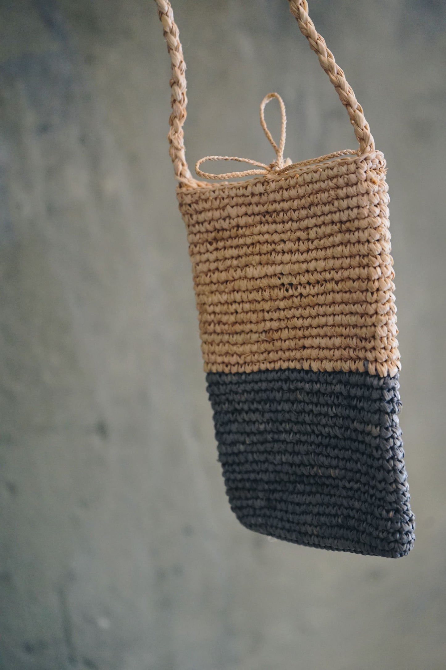 Meva Phone Bag