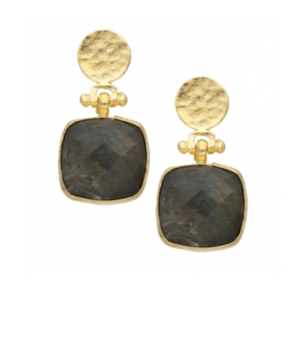 ON Earrings 09