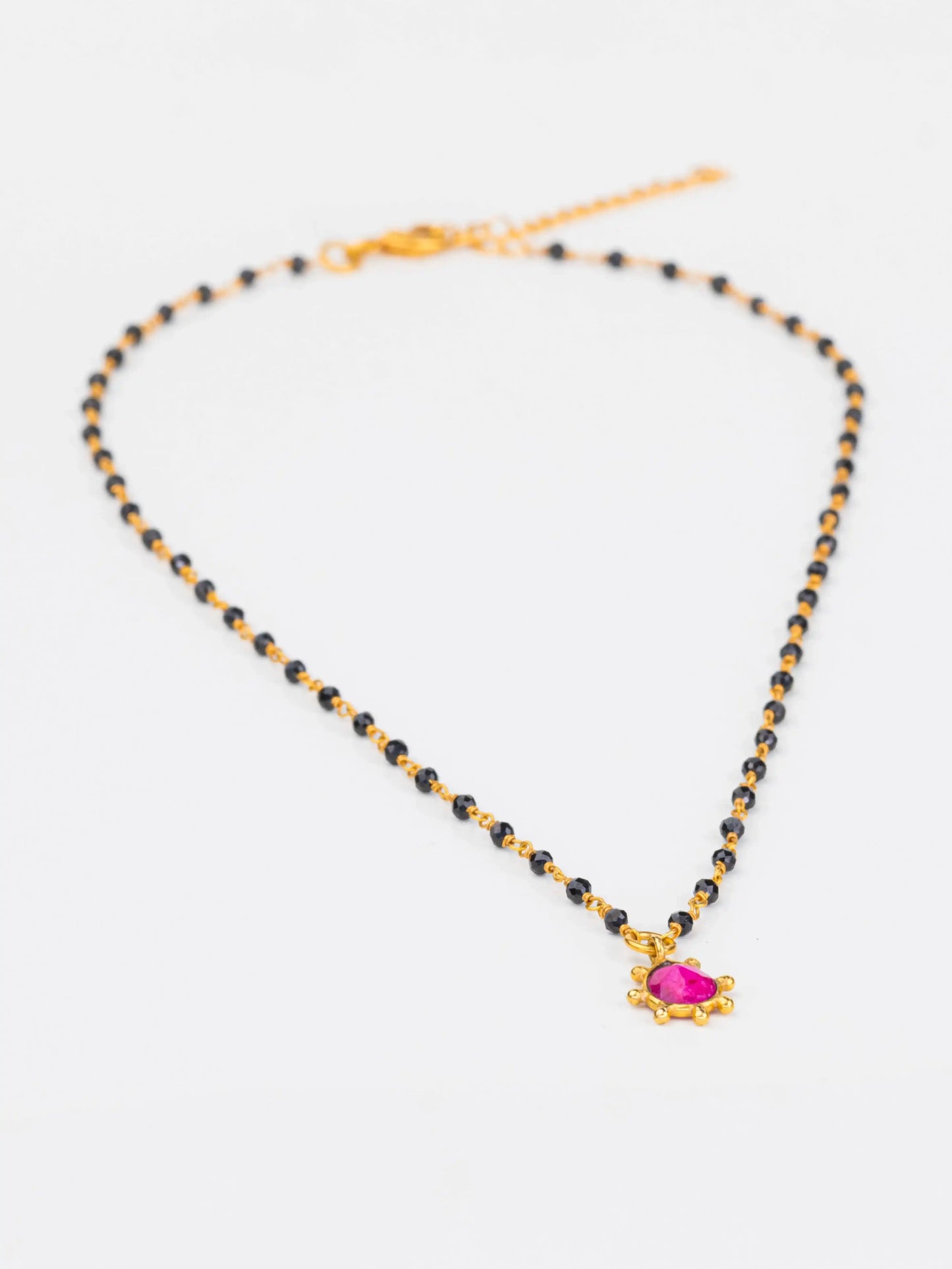 Collar de invierno con gota ovalada de Rosario
