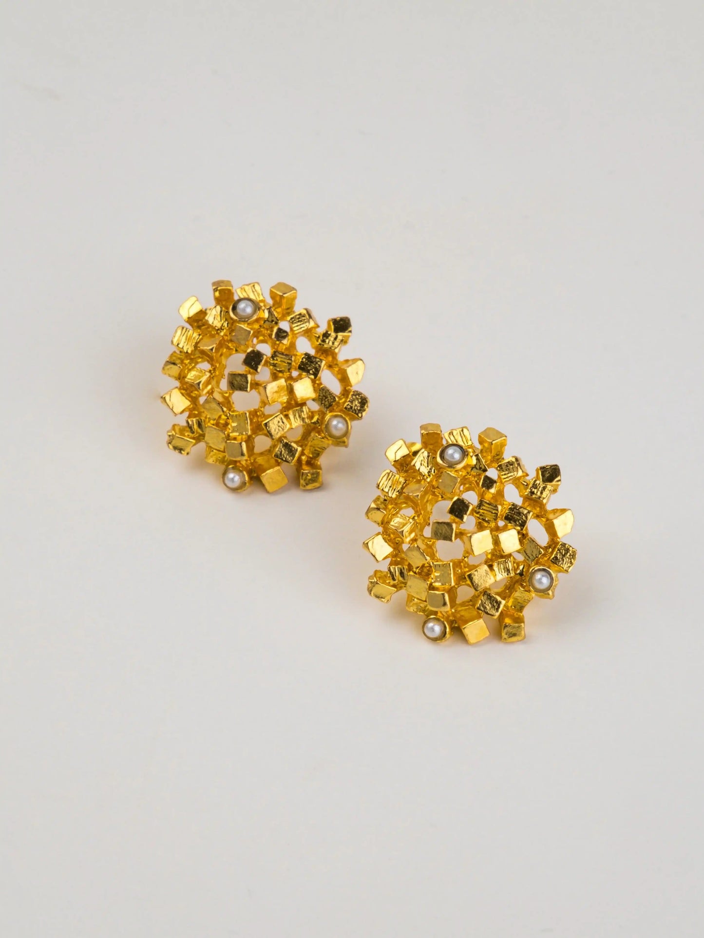ON Earrings 765